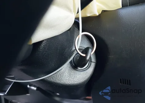 2007 Toyota Corolla S z USA, uszkodzony, nr VIN 2T1BR32E47C843935